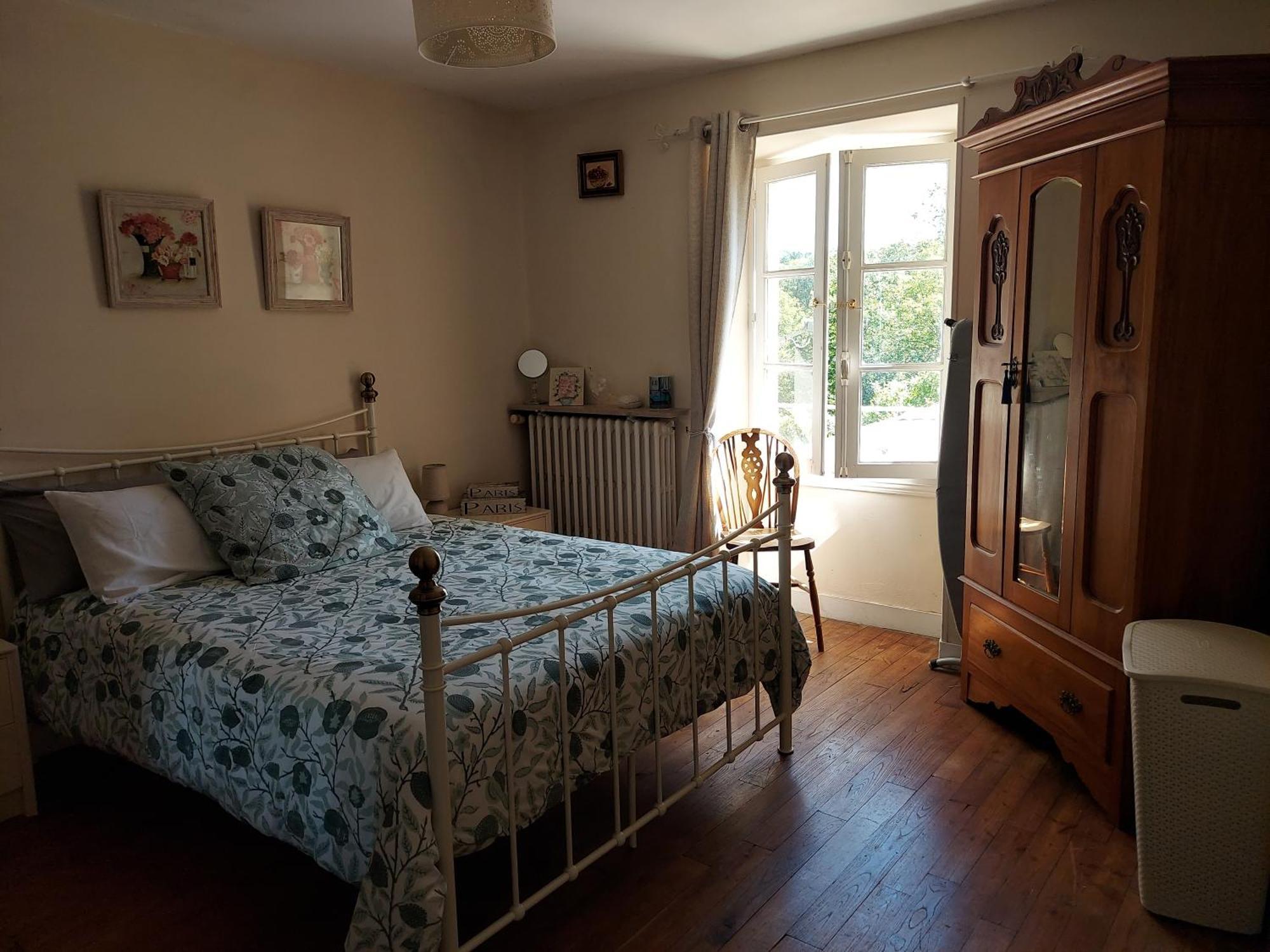 Charming Two Bedroom Gite With Beautiful Gardens Confolens Exterior foto